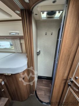 Integriertes Wohnmobil Carthago chic e-line I 50 LE DA Lithium Batterien 2 x 150 Ah