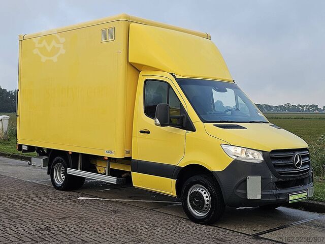 Suitcase MERCEDES-BENZ SPRINTER 514 Bakwagen Laadklep!