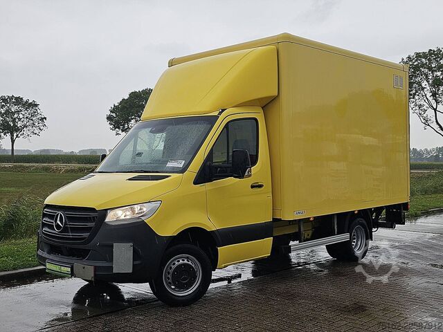 Koffer MERCEDES-BENZ SPRINTER 514 Bakwagen Laadklep!