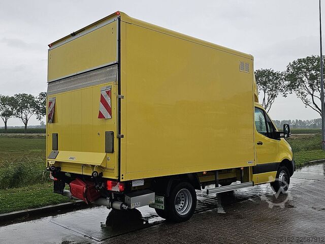Koffer MERCEDES-BENZ SPRINTER 514 Bakwagen Laadklep!