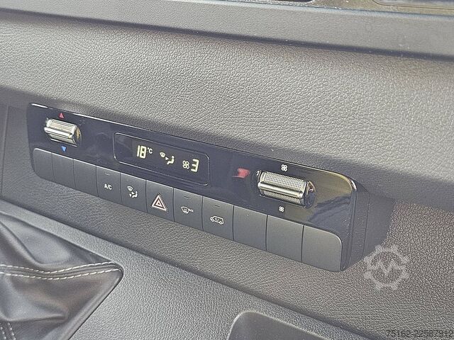 Koffer MERCEDES-BENZ SPRINTER 514 Bakwagen Laadklep!