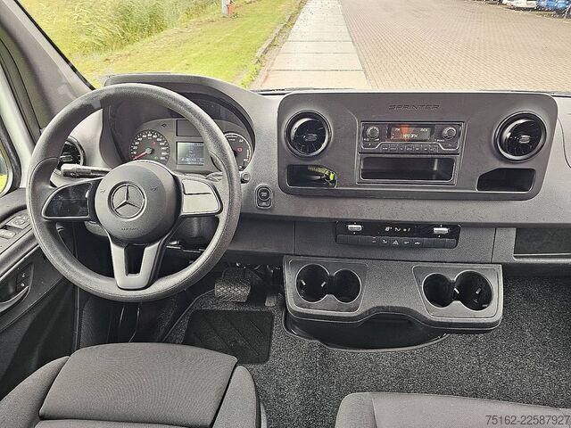 High-roof van MERCEDES-BENZ ESPRINTER 47kwh 168km wltp