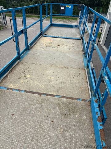 Scherenhebebühne Genie GS 4390 RT 15,11m Diesel Scherenarbeitsbühne