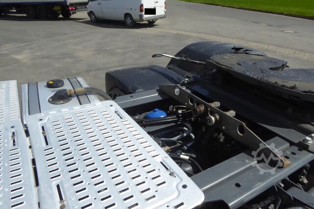 Standard truck tractor DAF XF 480 FT