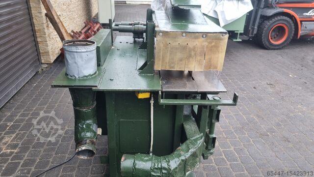 Edging machine BMR savværksmaskin bmr savværksmaskine rundsav