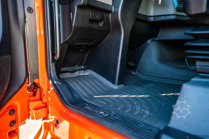 Standard tractor MAN TGX 18.470 XLX BLS