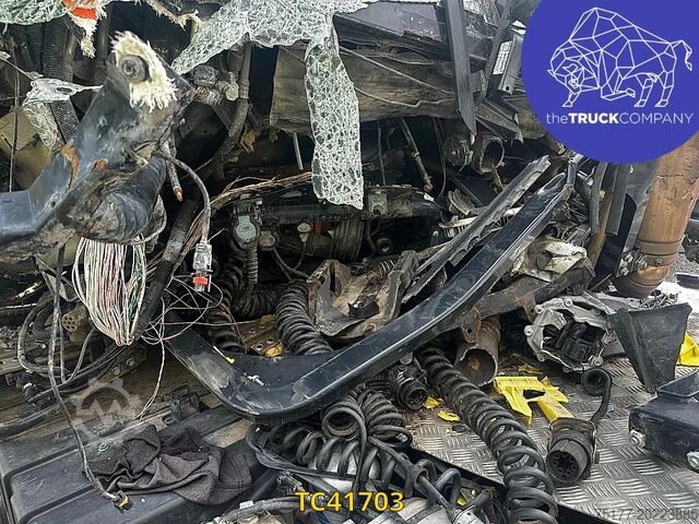 Standard-SZM MAN TGX 510 6x4 ACCIDENT