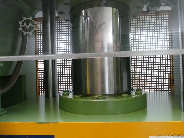 Lauffer - press Lauffer 