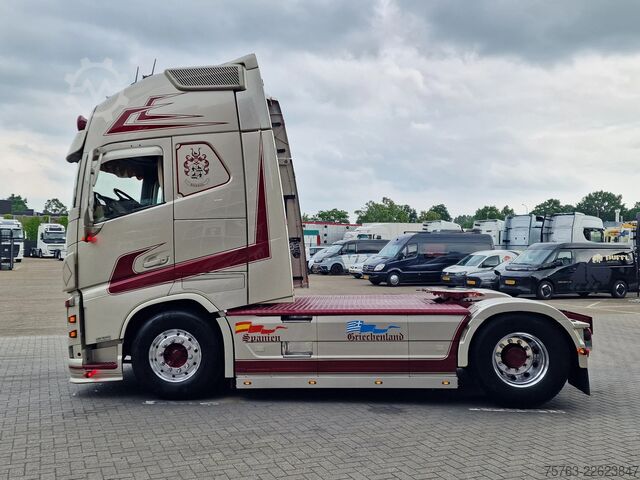 Standard-SZM Volvo FH 13.500 Globetrotter XL 4x2 - Show truck - Re...