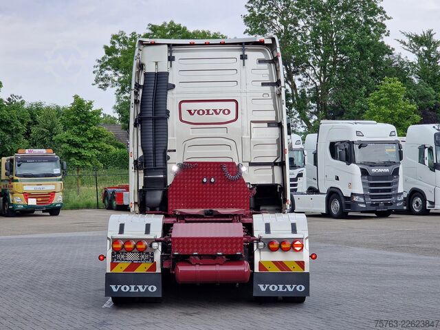 Standard-SZM Volvo FH 13.500 Globetrotter XL 4x2 - Show truck - Re...