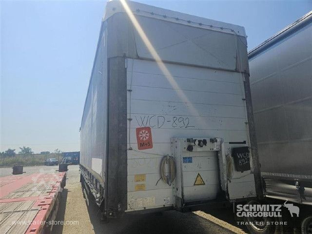 Open semitrailer with tarp Schmitz Cargobull Semitrailer Curtainsider Mega