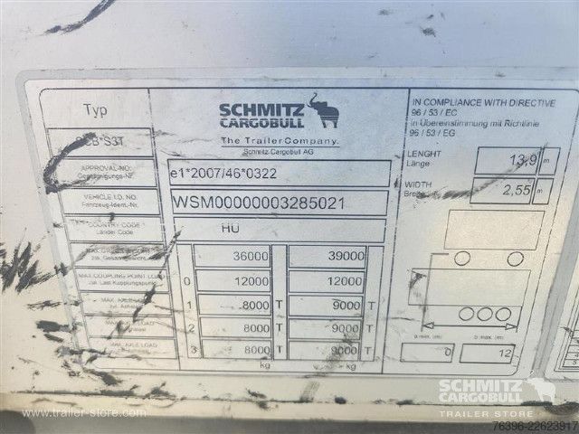 Open semitrailer with tarp Schmitz Cargobull Semitrailer Curtainsider Mega