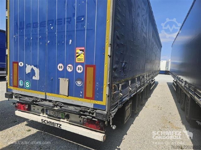 Open semitrailer with tarp Schmitz Cargobull Semitrailer Curtainsider Mega