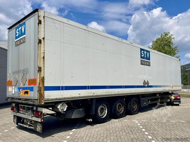 Box body Schmitz Cargobull SAF AXLES, LIFT AXEL, DISC BRAKES, AIR SUSPENSION