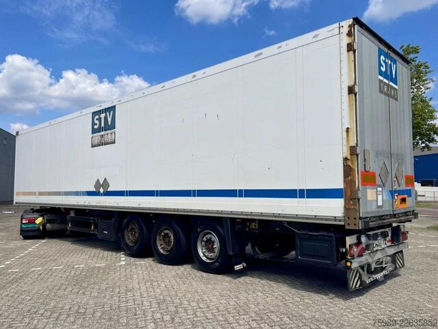 Box body Schmitz Cargobull SAF AXLES, LIFT AXEL, DISC BRAKES, AIR SUSPENSION