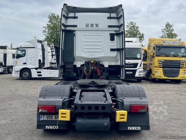 Standard tractor Iveco S-WAY 460 CNG, RETARDER, ACC