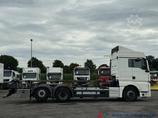 Swap body truck MAN TGX 26.480 XLX Haus Bett hydr Hub Multi Wechsler
