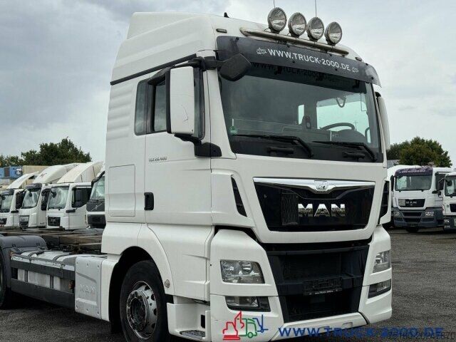 Swap body truck MAN TGX 26.480 XLX Haus Bett hydr Hub Multi Wechsler