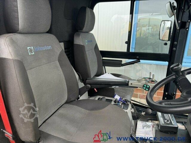 Kehrmaschine Johnston Johnston Bucher Sweeper CX 201 Kehren + Sprühen Klima