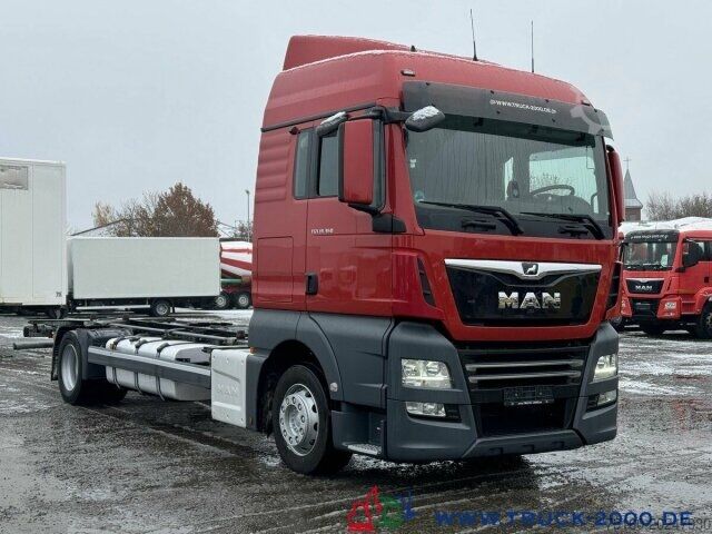 Wechselfahrgestell LKW MAN TGX 18.360 BDF XL Haus Bett Standheizung 268TKM
