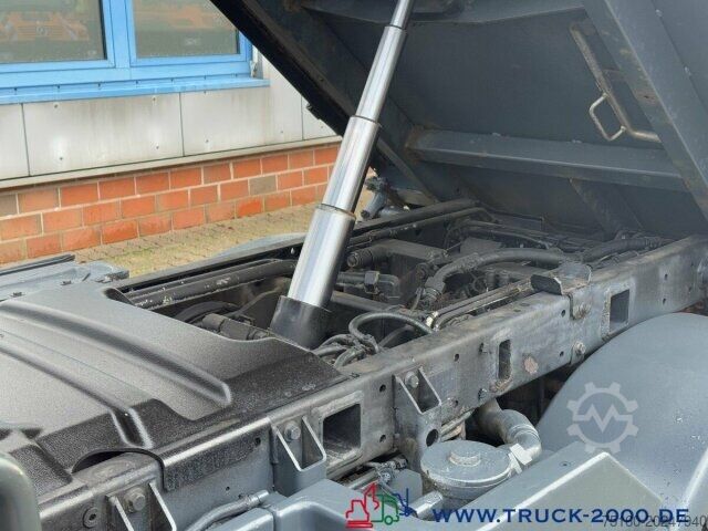 Road sweeper Multicar Tremo X56 Winterdienst Streuer + Besen NUR8568KM