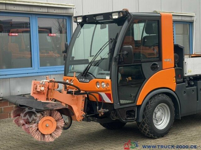 Kehrmaschine Multicar Tremo X56 Winterdienst Streuer + Besen NUR 14TKM