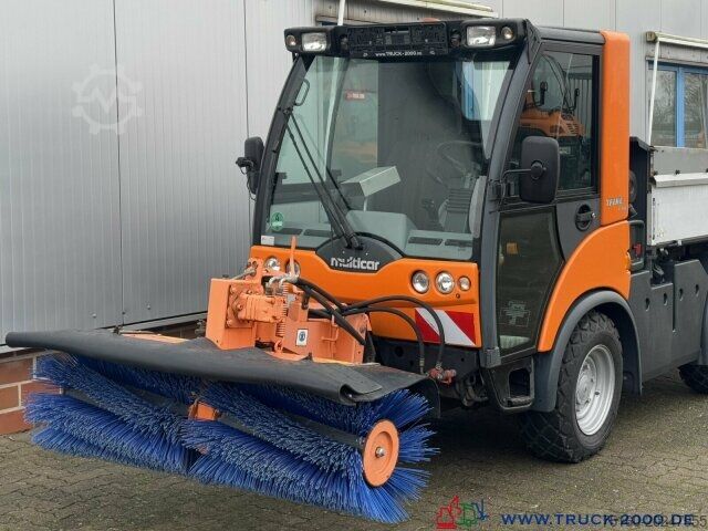 Kehrmaschine Multicar Tremo X56 Winterdienst Streuer + Besen NUR 10TKM