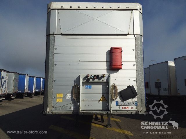 Open semitrailer with tarp Schmitz Cargobull Semitrailer Curtainsider Mega