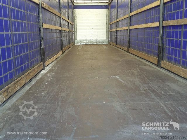 Open semitrailer with tarp Schmitz Cargobull Semitrailer Curtainsider Standard