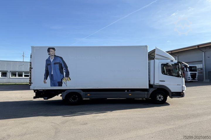 Box truck Mercedes-Benz Atego 818 Koffer mit HB / Swiss-Vehicle