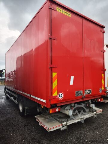 Box truck Renault D 16