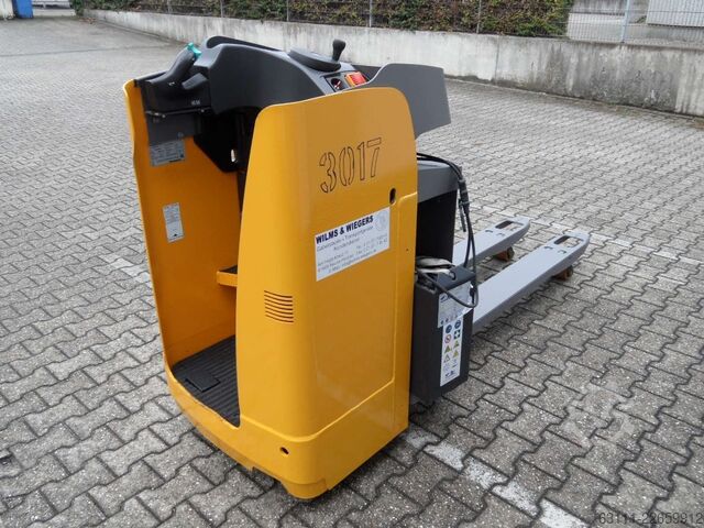 Niederhubwagen Jungheinrich ESE 120 - 1600 mm Gabeln - NEUE Batterie