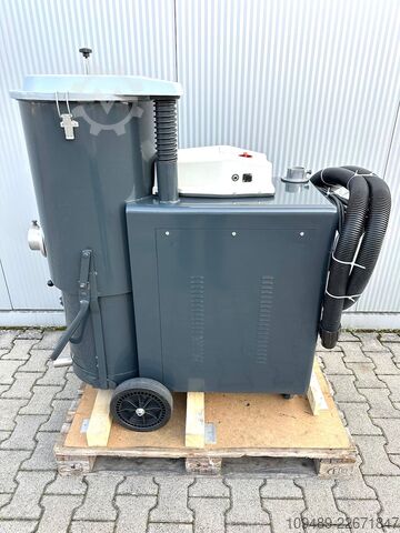 Vacuum Cleaner / WIRBEL Dry Vacuum Cleaner WIRBEL KH 855 HP 7,5 Trockensauger