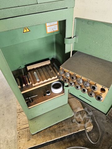 Graver grinding machine DECKEL SOE