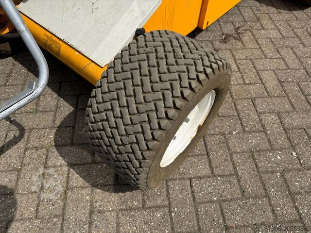 Gelenkteleskoparbeitsbühne Niftylift HR12NE Hoogwerker Knikarmhoogwerker