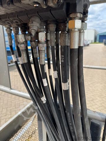 Gelenkteleskoparbeitsbühne Niftylift HR12NE Hoogwerker Knikarmhoogwerker