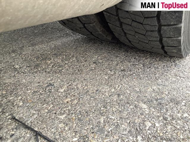 Hazardous materials truck MAN TGX 18.400 4X2 BLS