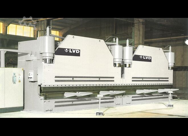 Hydraulische Abkantpressen LVD PPNMZ 1200 ton x 12 meter CNC