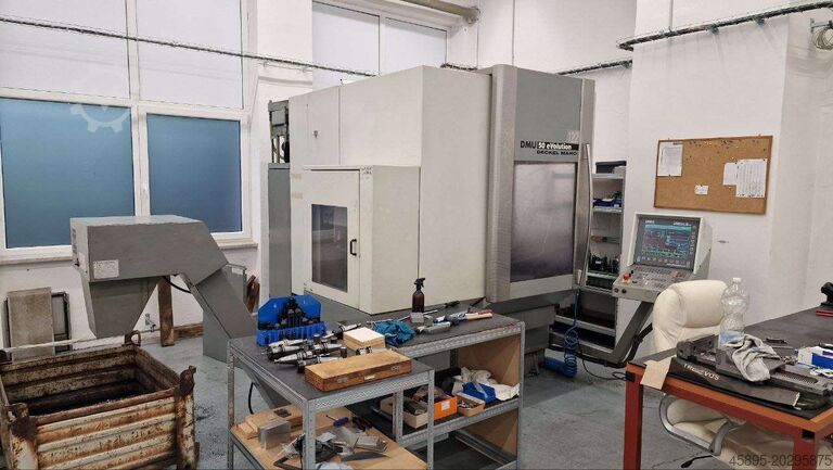 Machining Center - Universal DMG DMU 50 Evolution