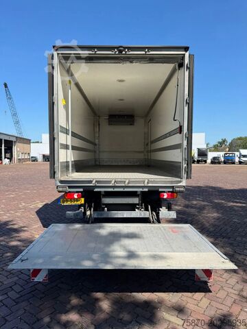 Refrigerated/frozen transport DAF LF 260 FA