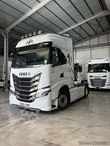 Standard SZM IVECO S-WAY 570 uff. Italia- FULL OPT.+ACCIAI