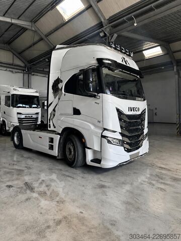Standard SZM IVECO S-WAY 570 uff. Italia- FULL OPT.+ACCIAI