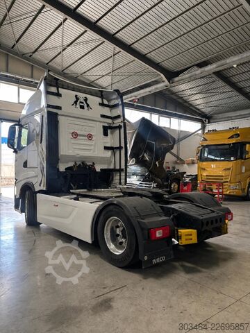 Standard SZM IVECO S-WAY 570 uff. Italia- FULL OPT.+ACCIAI