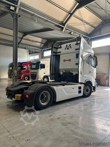 Standard SZM IVECO S-WAY 570 uff. Italia- FULL OPT.+ACCIAI