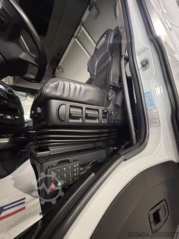 Standard SZM IVECO S-WAY 570 uff. Italia- FULL OPT.+ACCIAI