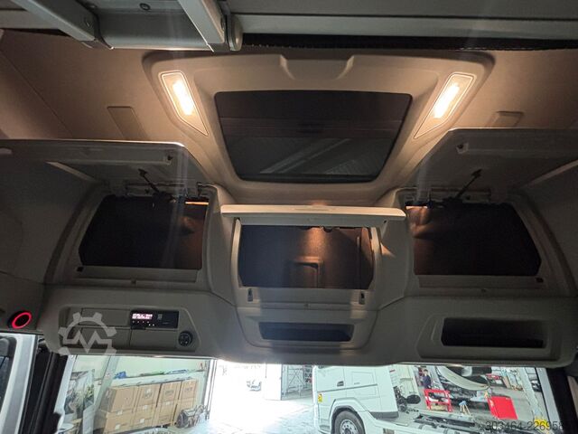 Standard SZM IVECO S-WAY 570 uff. Italia- FULL OPT.+ACCIAI