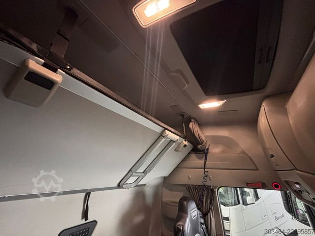 Standard SZM IVECO S-WAY 570 uff. Italia- FULL OPT.+ACCIAI
