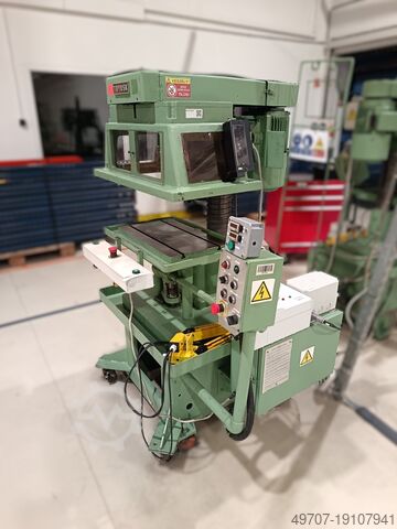 Mehrspindelbohrmaschine 48 Spindeln TOYOSK 01C550T