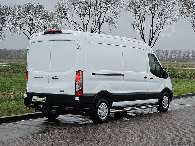 High-roof van FORD TRANSIT 2.0 L3H2 Navi AC Euro6!