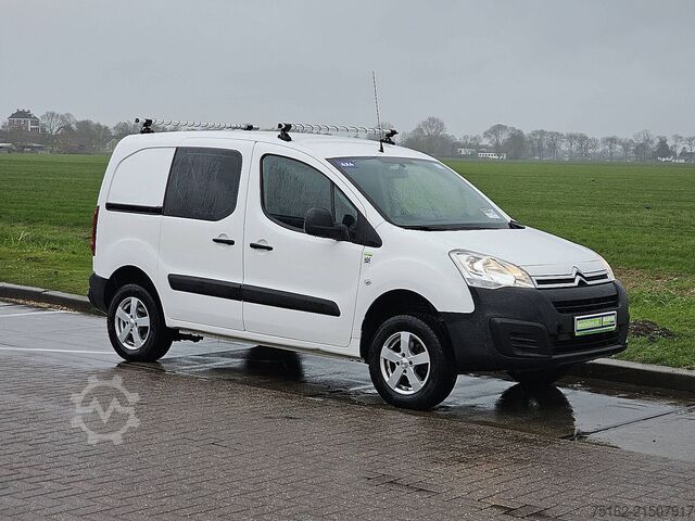 Hochdachkombi CITROEN BERLINGO 1.6 BHDI 100 CLUB 4X4